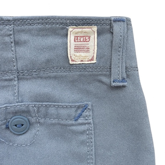 Levi’s Women’s Cargo Shorts Blue 100% Cotton Size 8 | 10” Inseam Utility Style - Picture 2 of 4